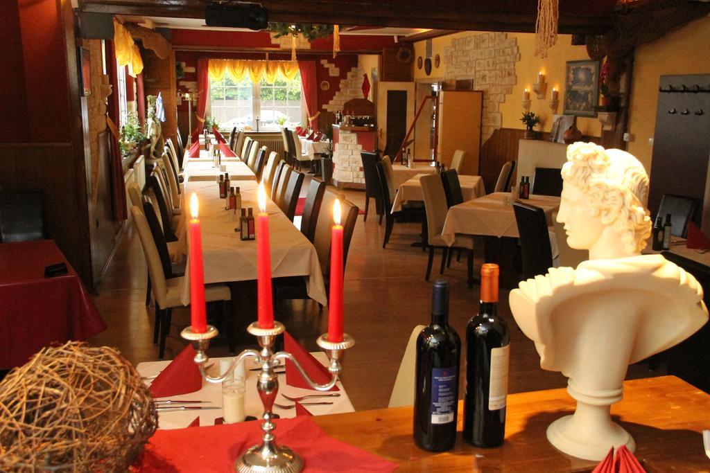 Hotel Taverne Inos لاتزن المظهر الخارجي الصورة