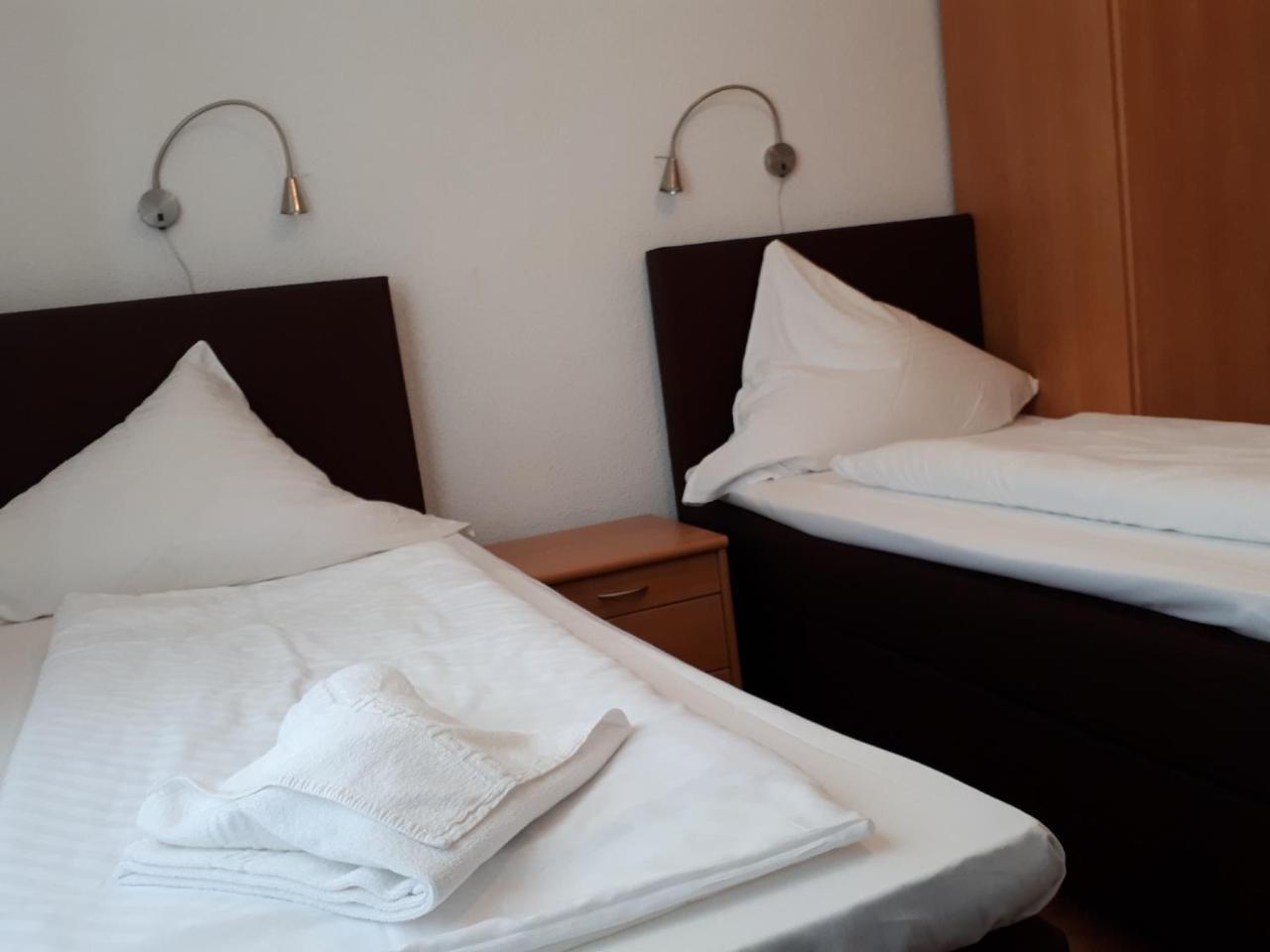 Hotel Taverne Inos لاتزن المظهر الخارجي الصورة