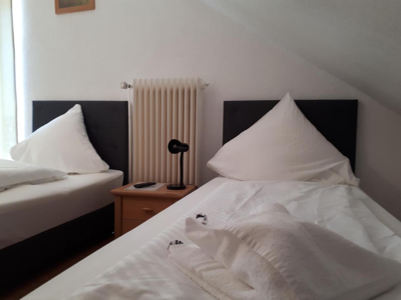 Hotel Taverne Inos لاتزن المظهر الخارجي الصورة